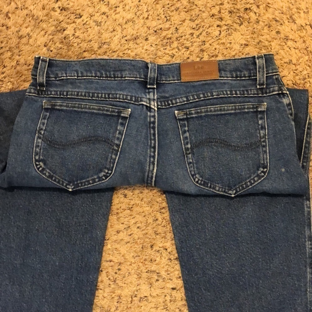 Woman’s Lee Original Medium blue.  I’m putting measurements in.
